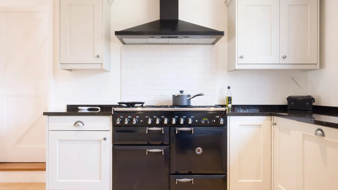How to Choose the Right Chimney for Your Kitchen