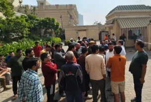 ATS Happy Trails Residents Protest Against Facility Cuts, Greater Noida West