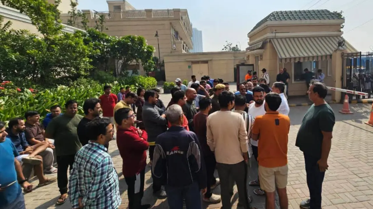 ATS Happy Trails Residents Protest Against Facility Cuts, Greater Noida West