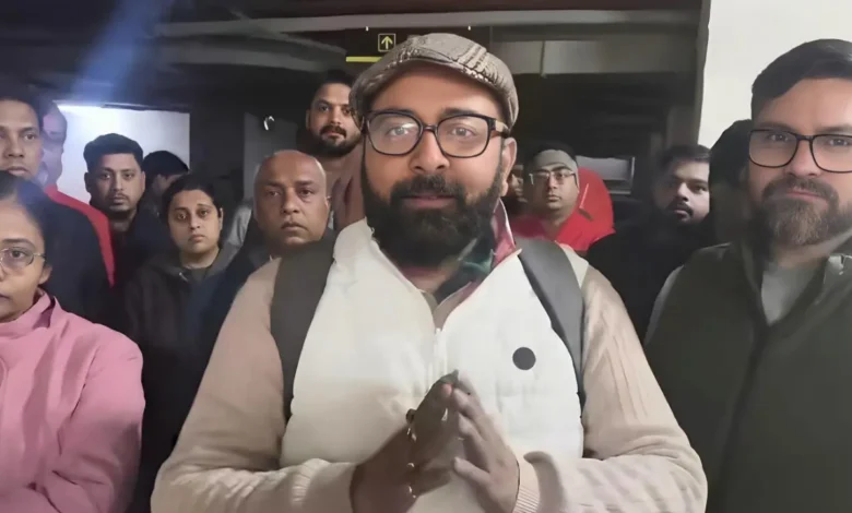 EROS Sampoornam residents protest over electricity failure in Greater Noida West