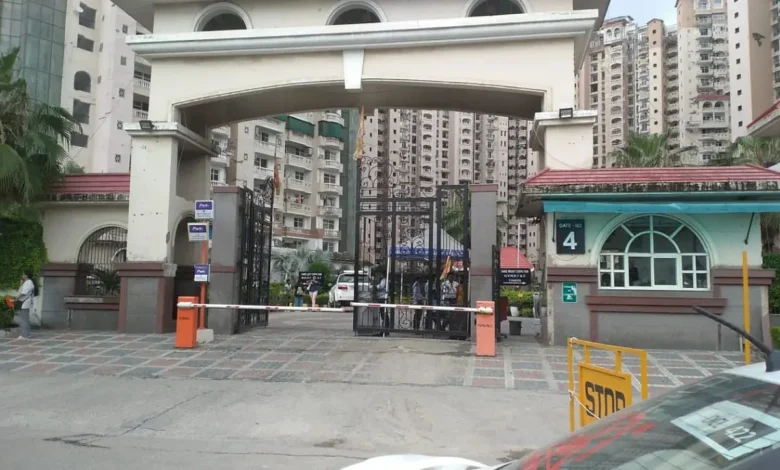 Amrapali Sapphire-II penalty, Noida environmental fine, STP violation Noida, sewage discharge case, Noida Authority inspection, housing society pollution, environmental news Noida