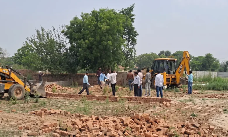 Greater Noida Authority Clears 40,000 Sqm Encroached Land Worth ₹80 Crore
