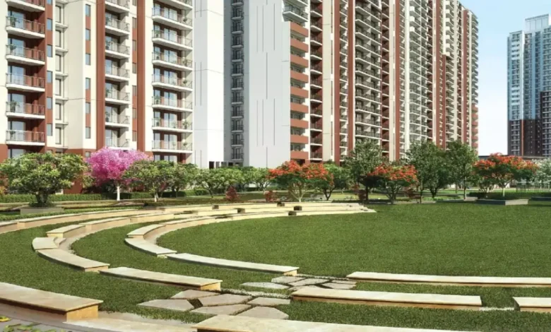 Lift Breakdown at Tata Eureka Park Noida Causes Resident Trouble