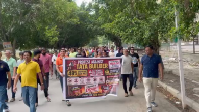 Residents of Tata Eureka Park Noida Protest Against the 48% Hike in Maintenance Charges