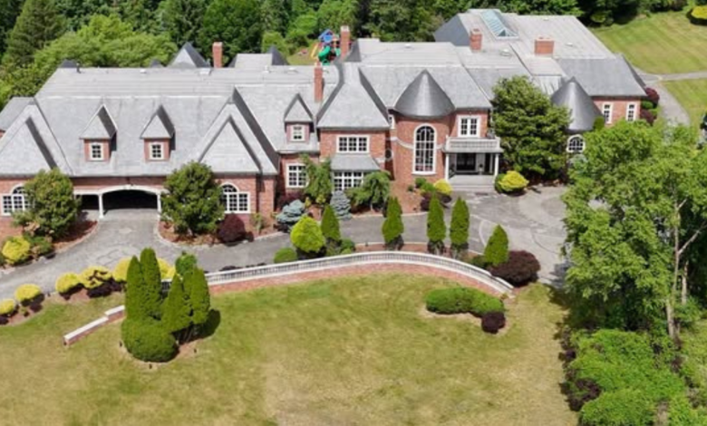 A Mansion Valued at $35.5 Million Was Sold for Just $10