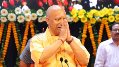 CM Yogi Adityanath Hands Over First PMAY Flat in Ghaziabad After 11 Years