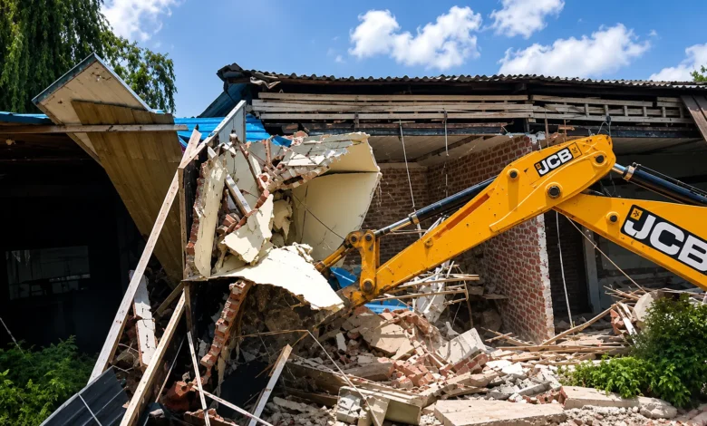 Noida Authority Demolishes 7 Illegal Farmhouses