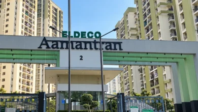 Residents Protest at Eldeco Aamantran