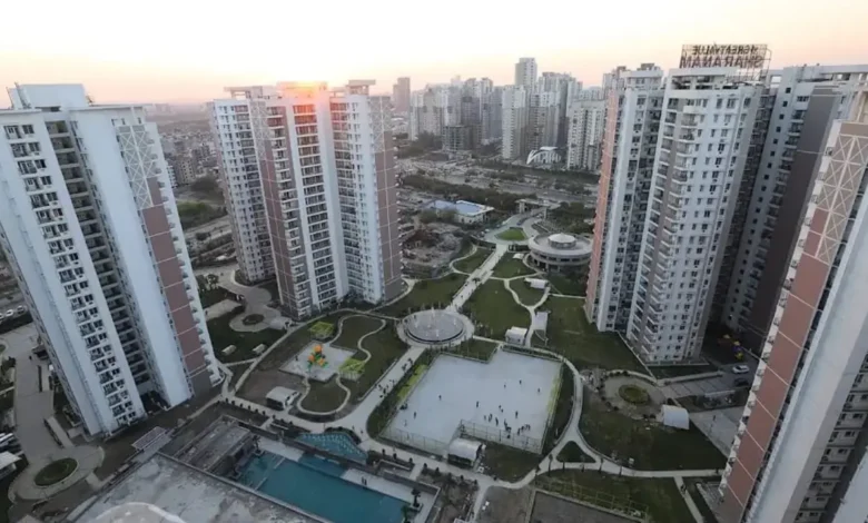 Great Value Sharanam Society in Noida amid a dispute involving residents and apartment owners association members.