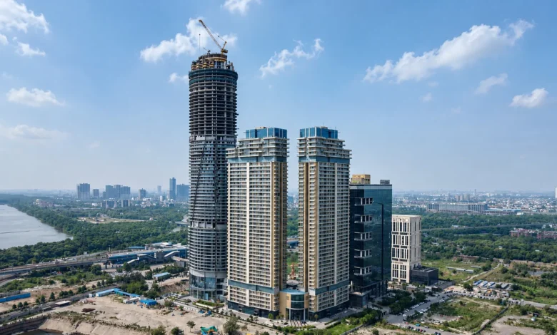 Supernova residential society in Noida facing a water crisis, with residents raising concerns over water supply and availability.